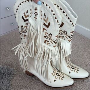 Brand New Fringe Western Boots in White and Brown